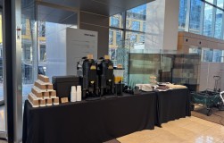 '플레이팅' 딜리버리 서비스